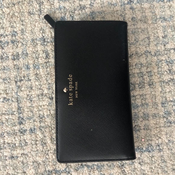 Kate Spade Wallet - Picture 1 of 2